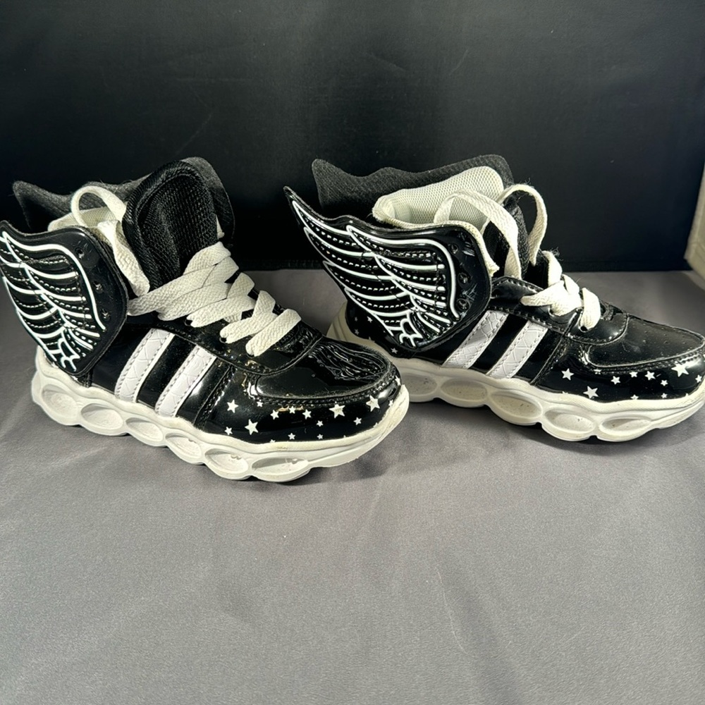 Kids light up rechargeable winged shiny black sneakers
